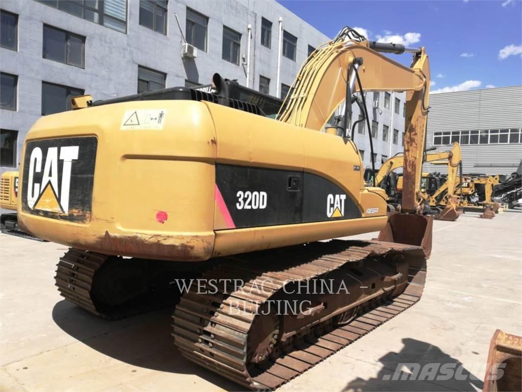 CAT 320D Excavatoare pe șenile
