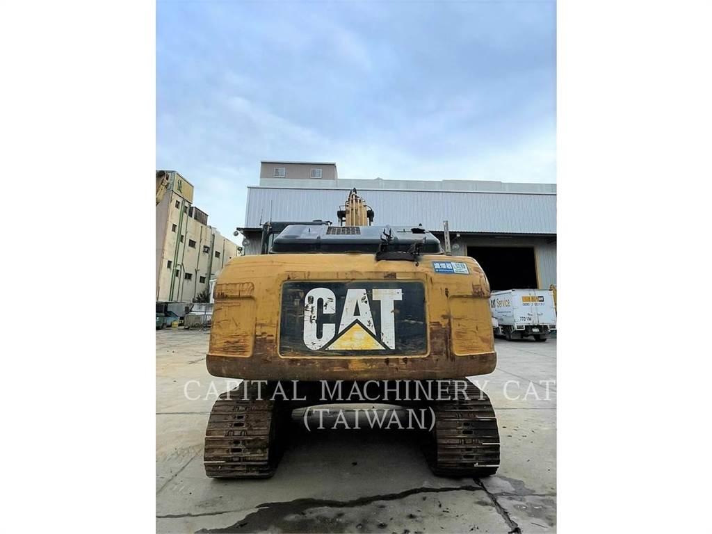 CAT 320D Excavatoare pe șenile
