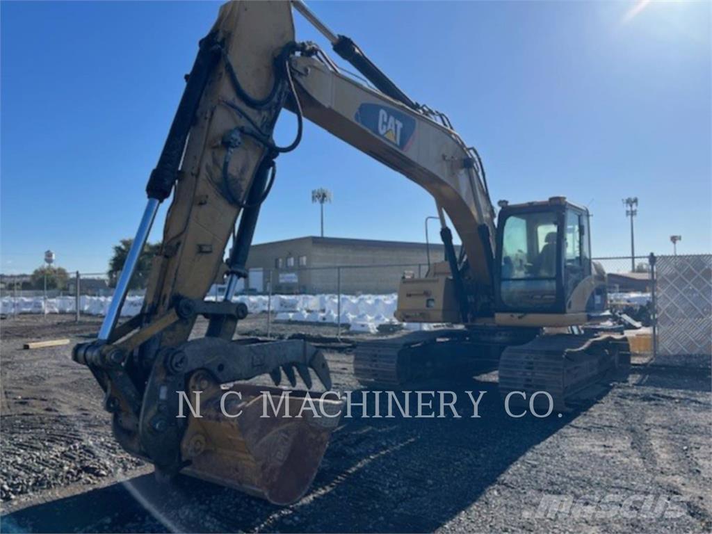 CAT 320D LRR Excavatoare pe șenile
