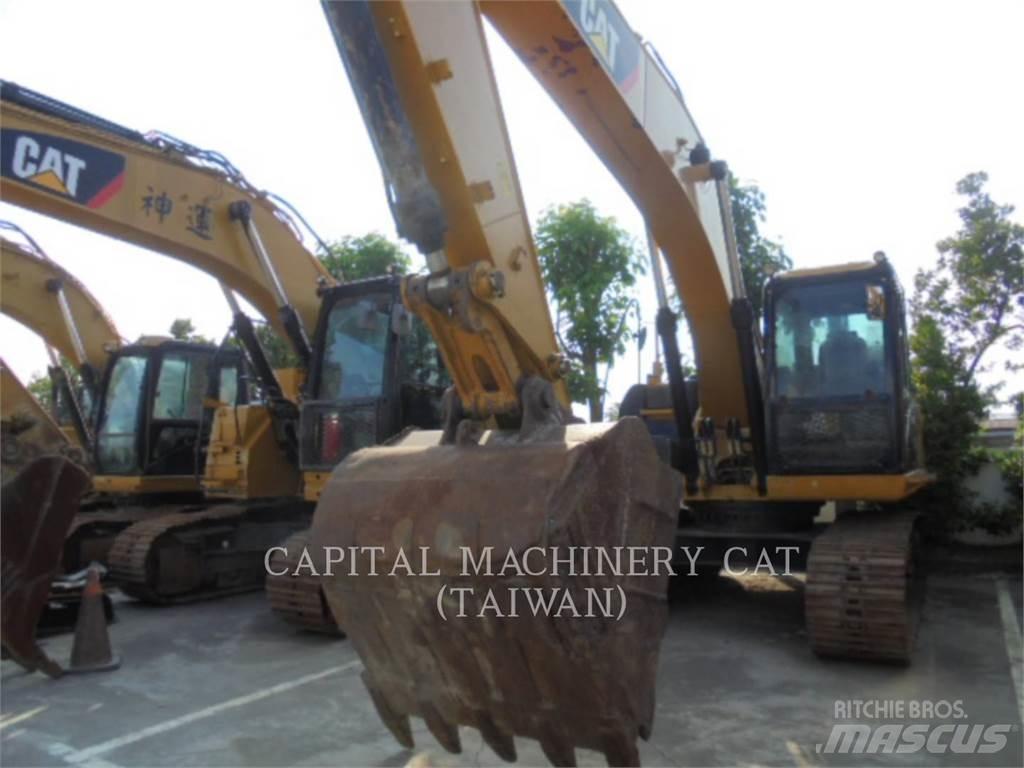 CAT 320D2 Excavatoare pe șenile
