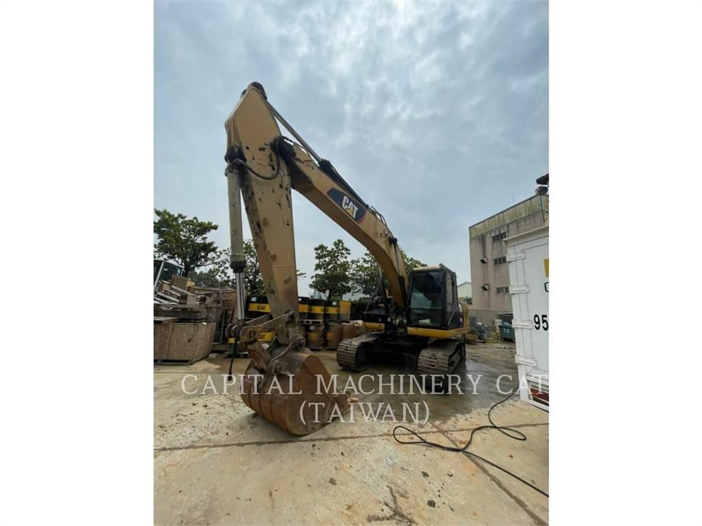 CAT 320D2 Excavatoare pe șenile
