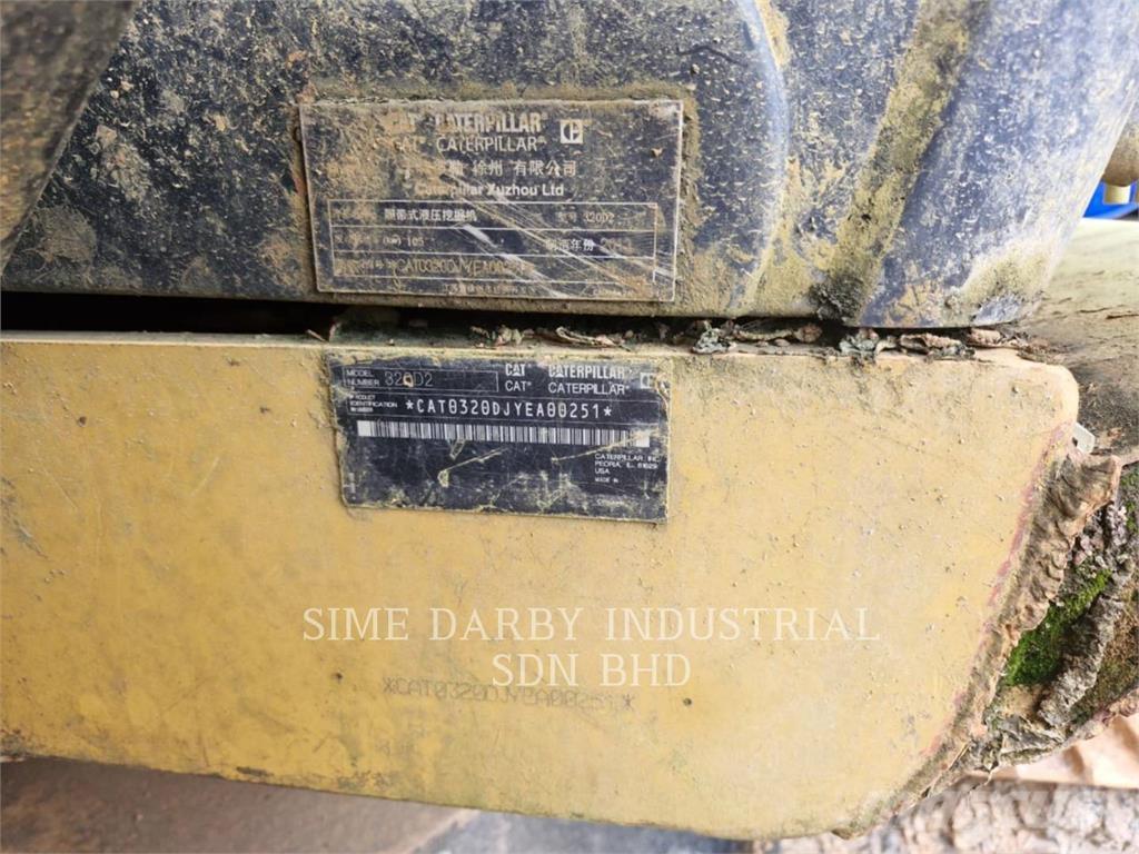 CAT 320D2 Excavatoare pe șenile
