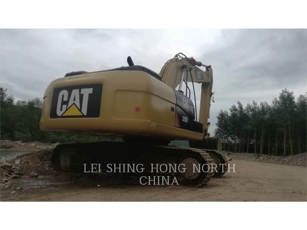 CAT 320D2 Excavatoare pe șenile
