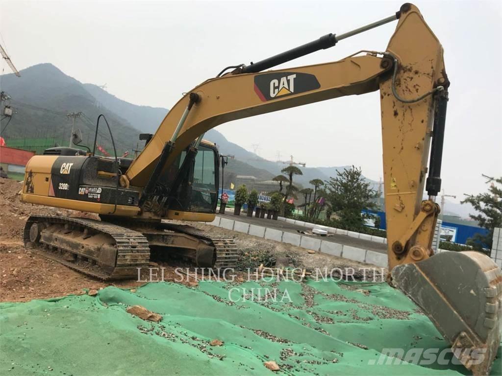 CAT 320D2 Excavatoare pe șenile
