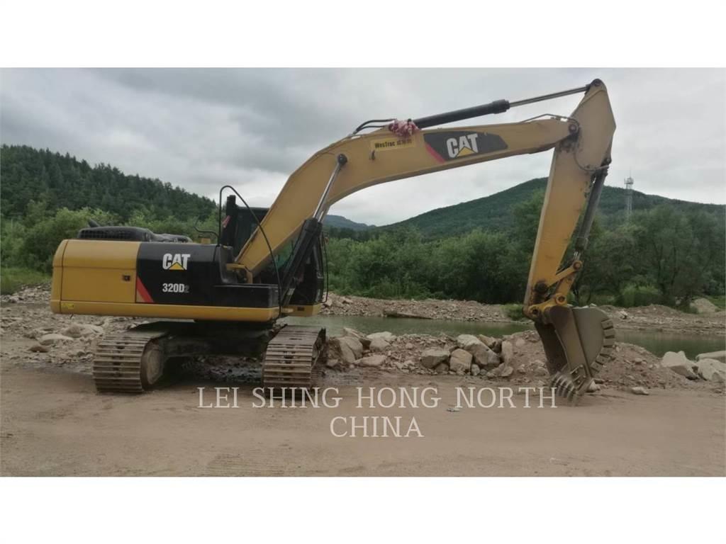 CAT 320D2 Excavatoare pe șenile

