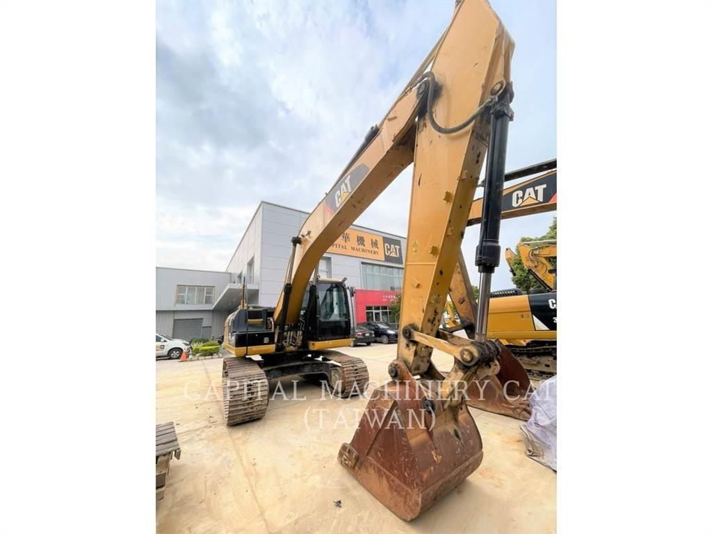 CAT 320D2 Excavatoare pe șenile
