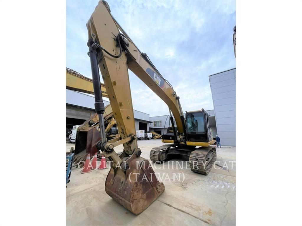 CAT 320D2 Excavatoare pe șenile
