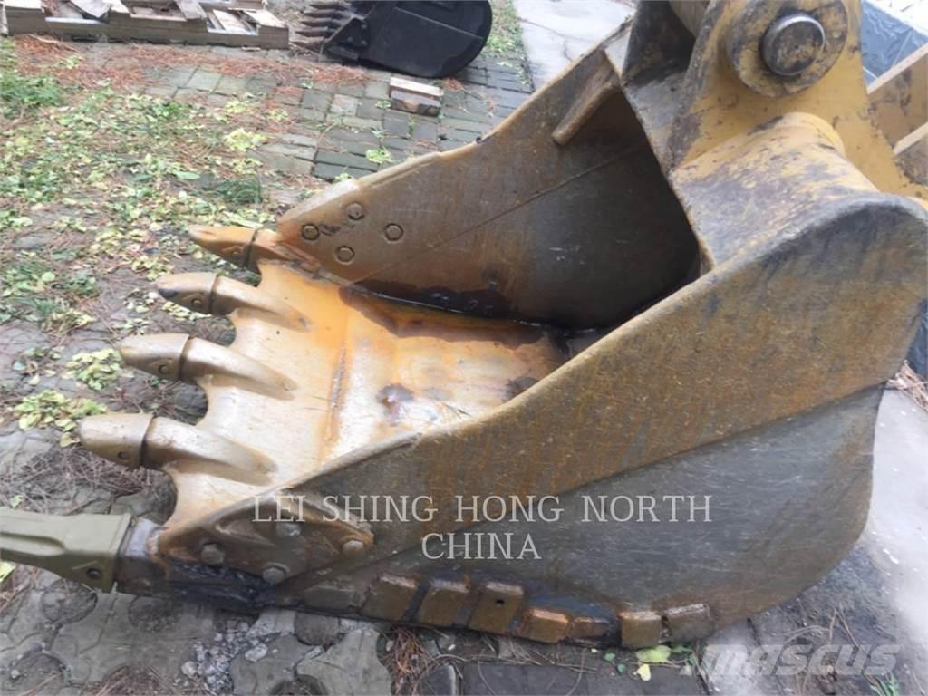 CAT 320D2GC Excavatoare pe șenile
