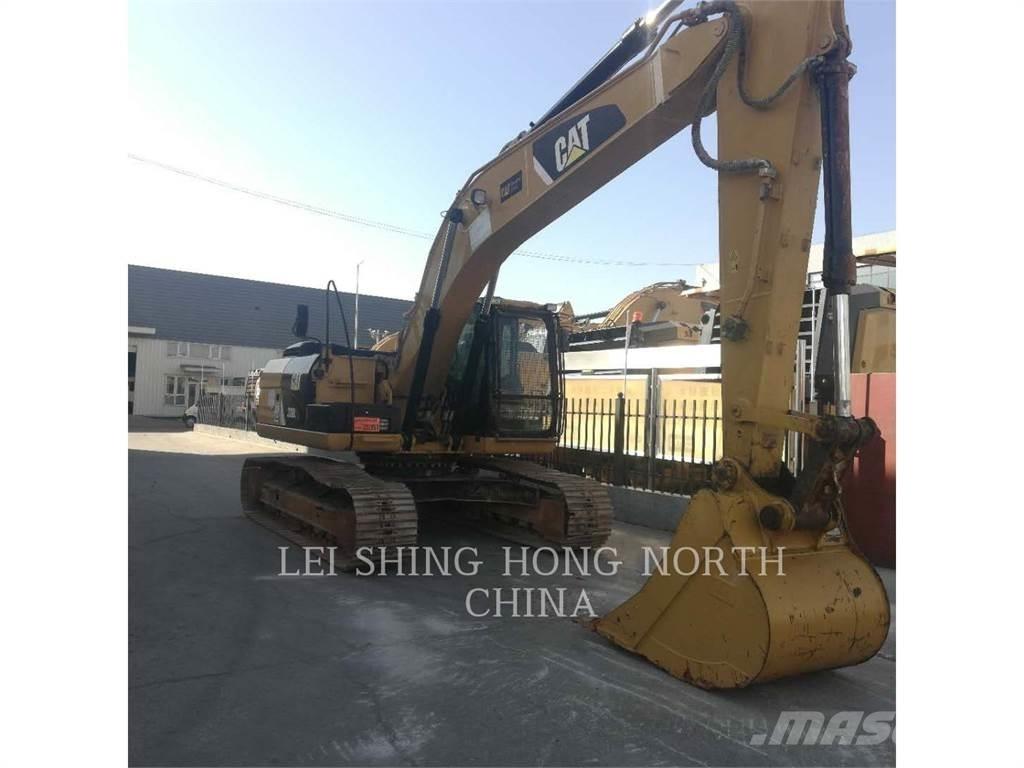 CAT 320D2L Excavatoare pe șenile
