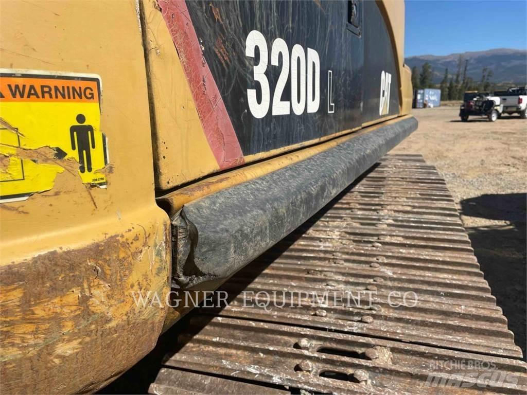 CAT 320DL Excavatoare pe șenile
