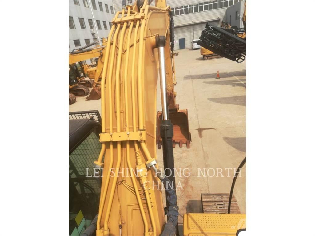 CAT 320DL Excavatoare pe șenile
