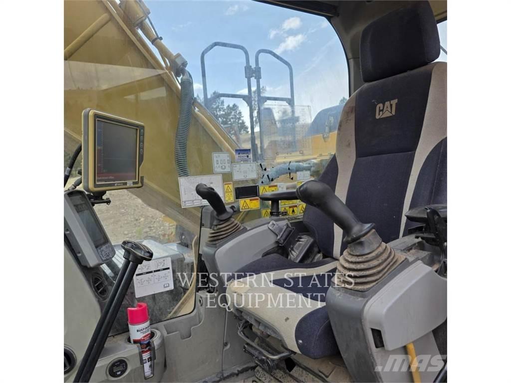 CAT 320E Excavatoare pe șenile
