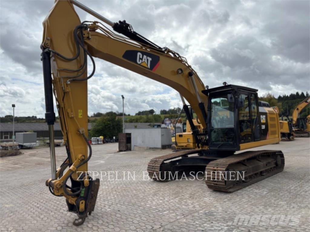 CAT 320FL Excavatoare pe șenile
