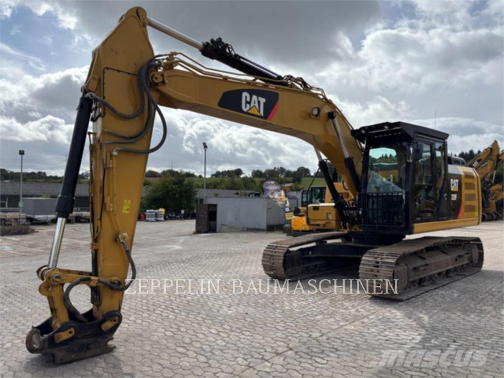 CAT 320FL Excavatoare pe șenile
