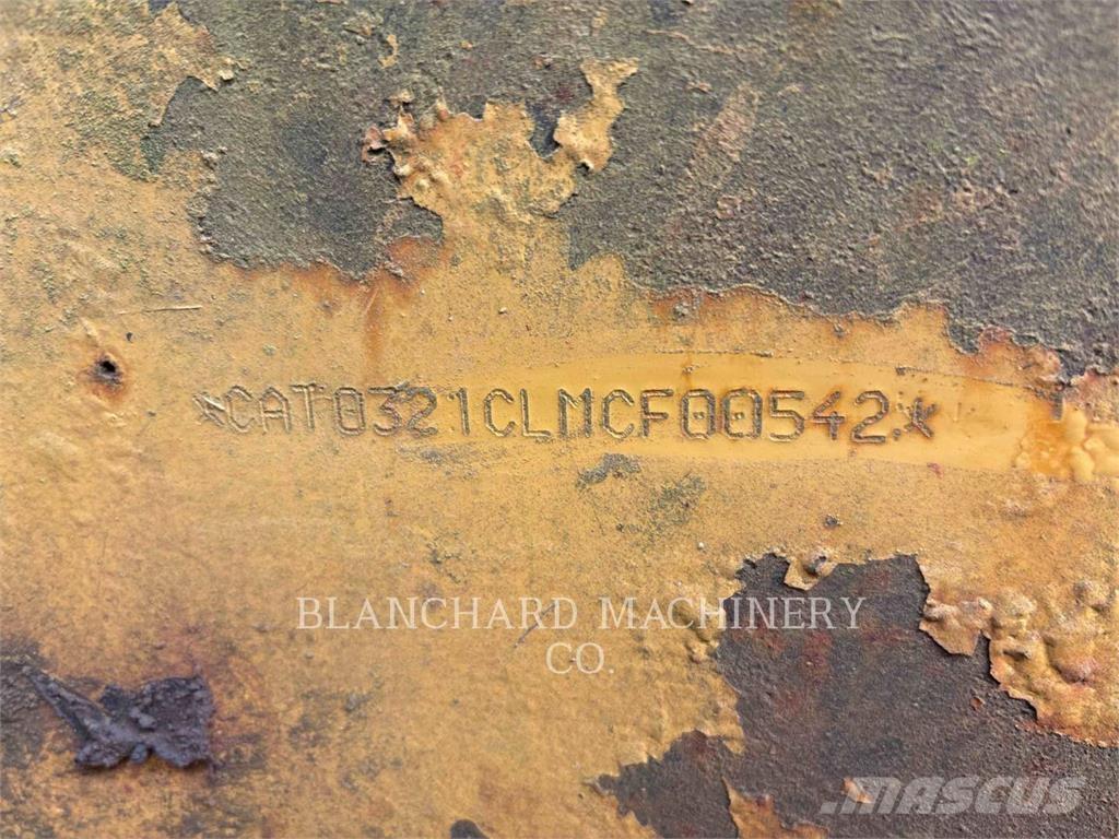 CAT 321CLCR Excavatoare pe șenile
