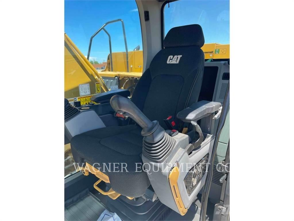 CAT 323 Excavatoare pe șenile
