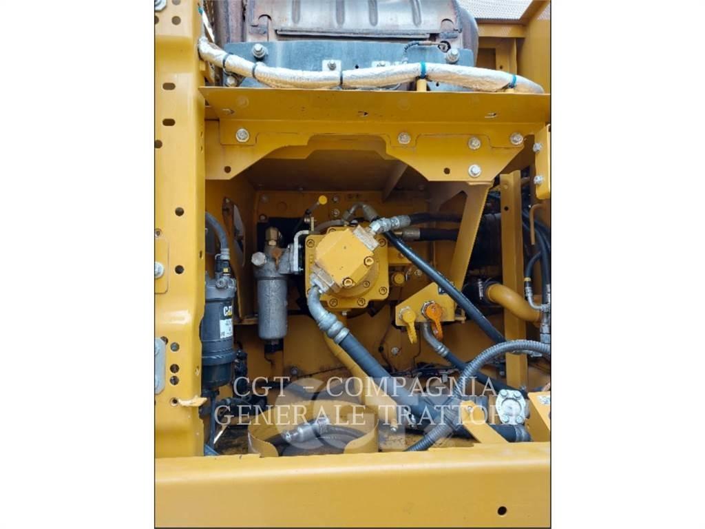 CAT 323 Excavatoare pe șenile
