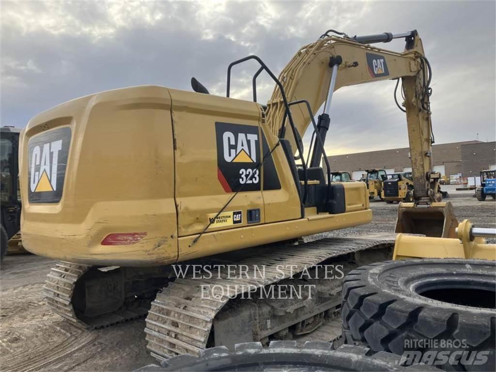 CAT 323 Excavatoare pe șenile

