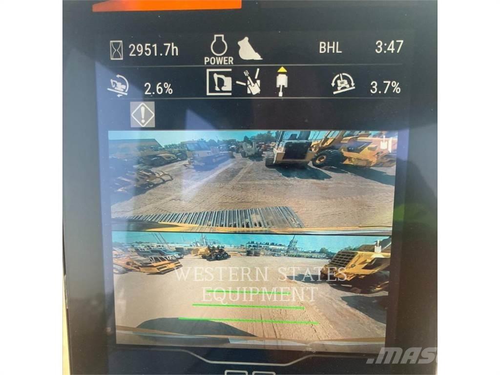 CAT 323 Excavatoare pe șenile
