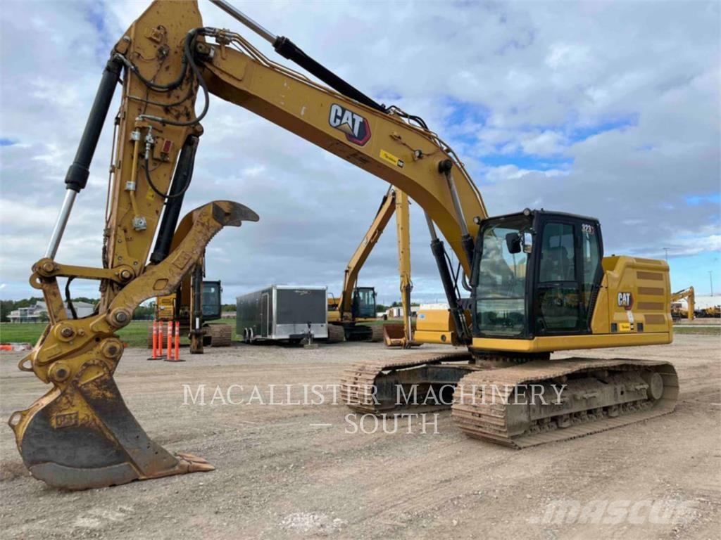 CAT 323 Excavatoare pe șenile
