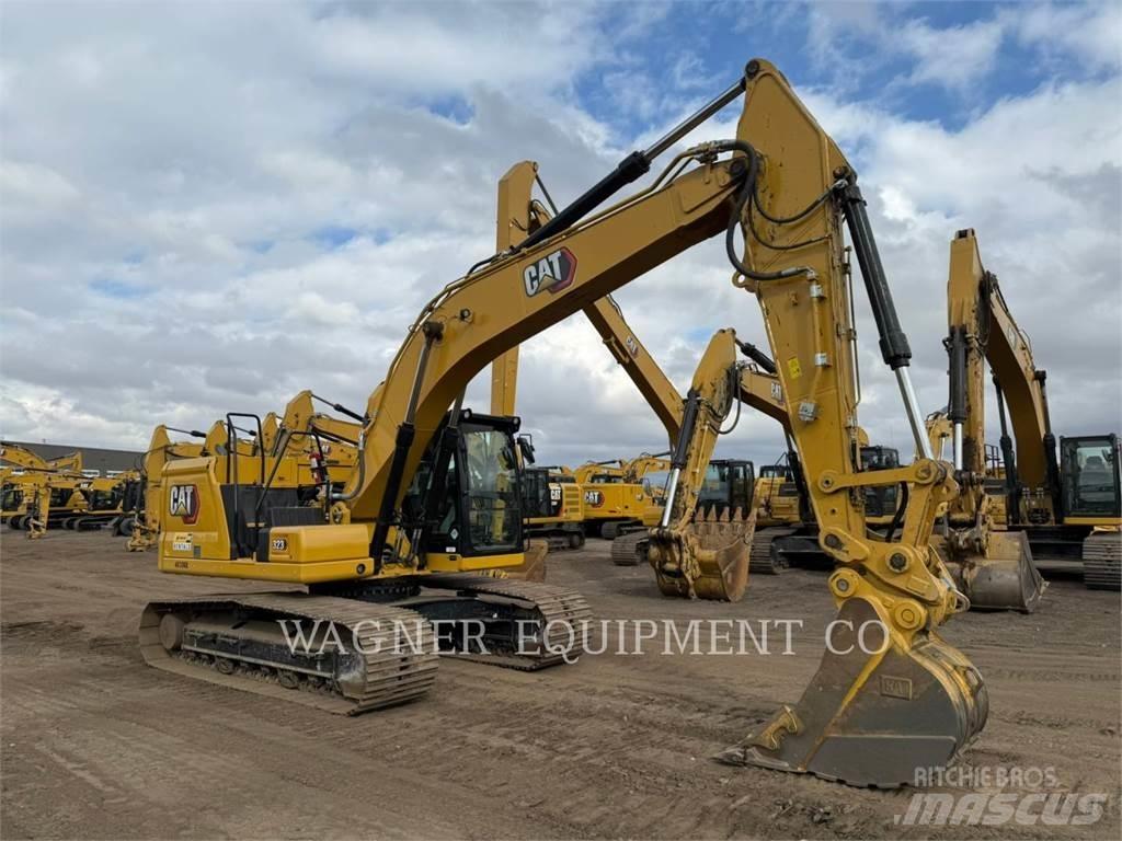 CAT 323 Excavatoare pe șenile
