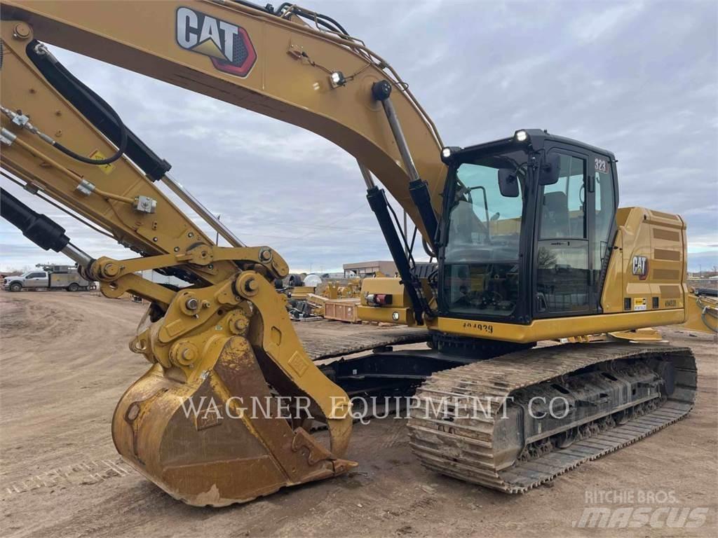 CAT 323 Excavatoare pe șenile
