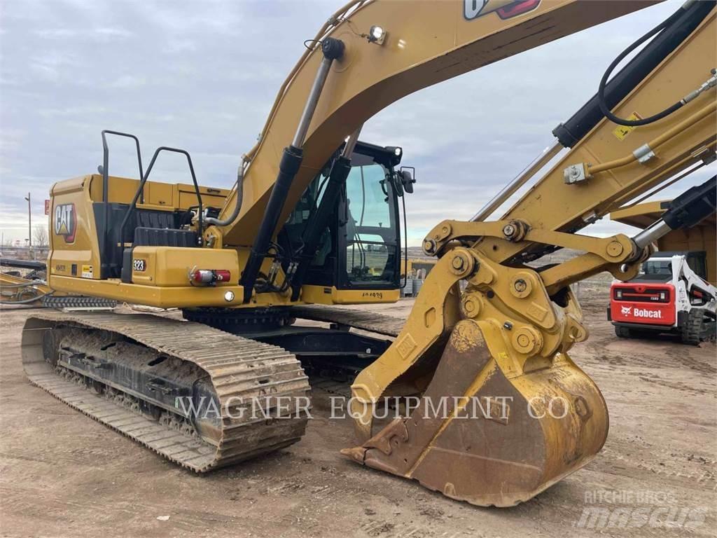 CAT 323 Excavatoare pe șenile
