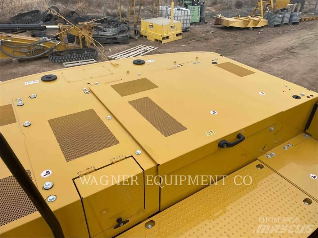 CAT 323 Excavatoare pe șenile
