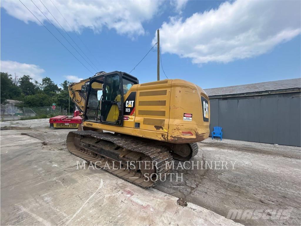 CAT 323-07 Excavatoare pe șenile
