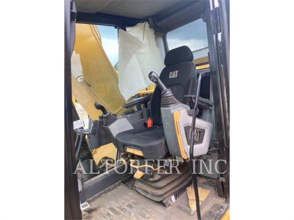 CAT 323-07 Excavatoare pe șenile
