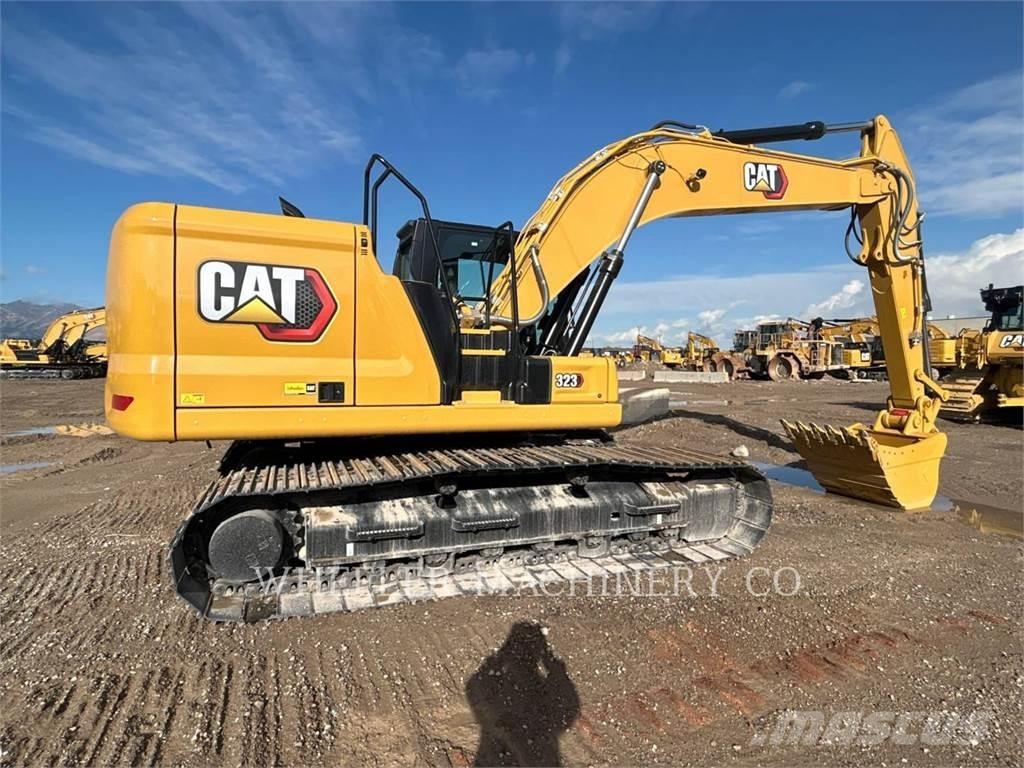 CAT 323 CF Excavatoare pe șenile

