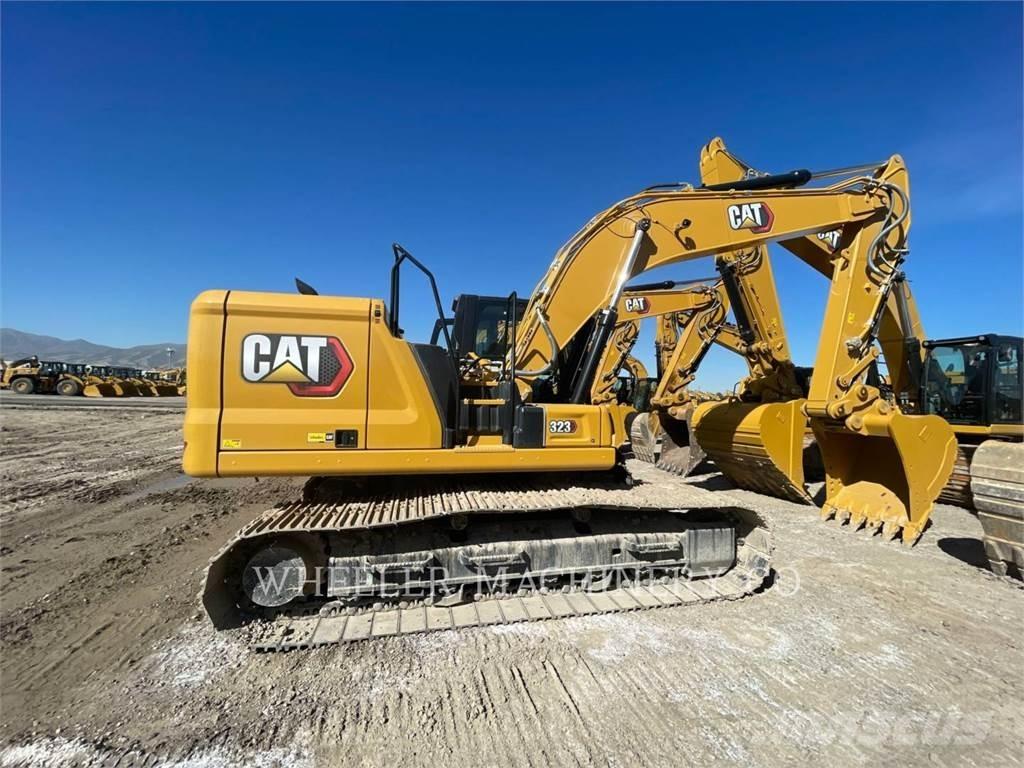 CAT 323 CF Excavatoare pe șenile
