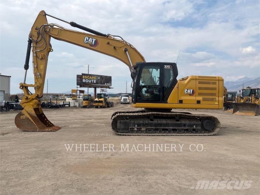 CAT 323 CF Excavatoare pe șenile
