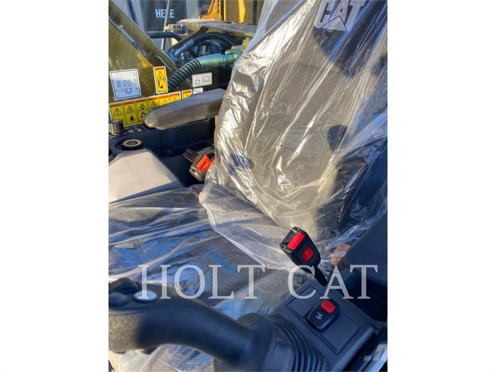 CAT 323 TC Excavatoare pe șenile
