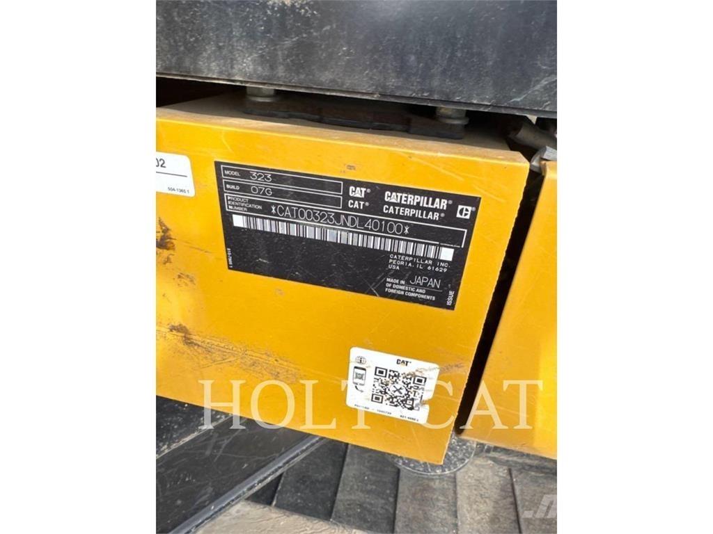 CAT 323 TC Excavatoare pe șenile
