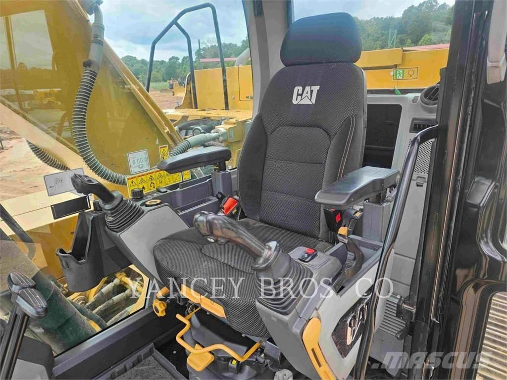 CAT 32307 Excavatoare pe șenile
