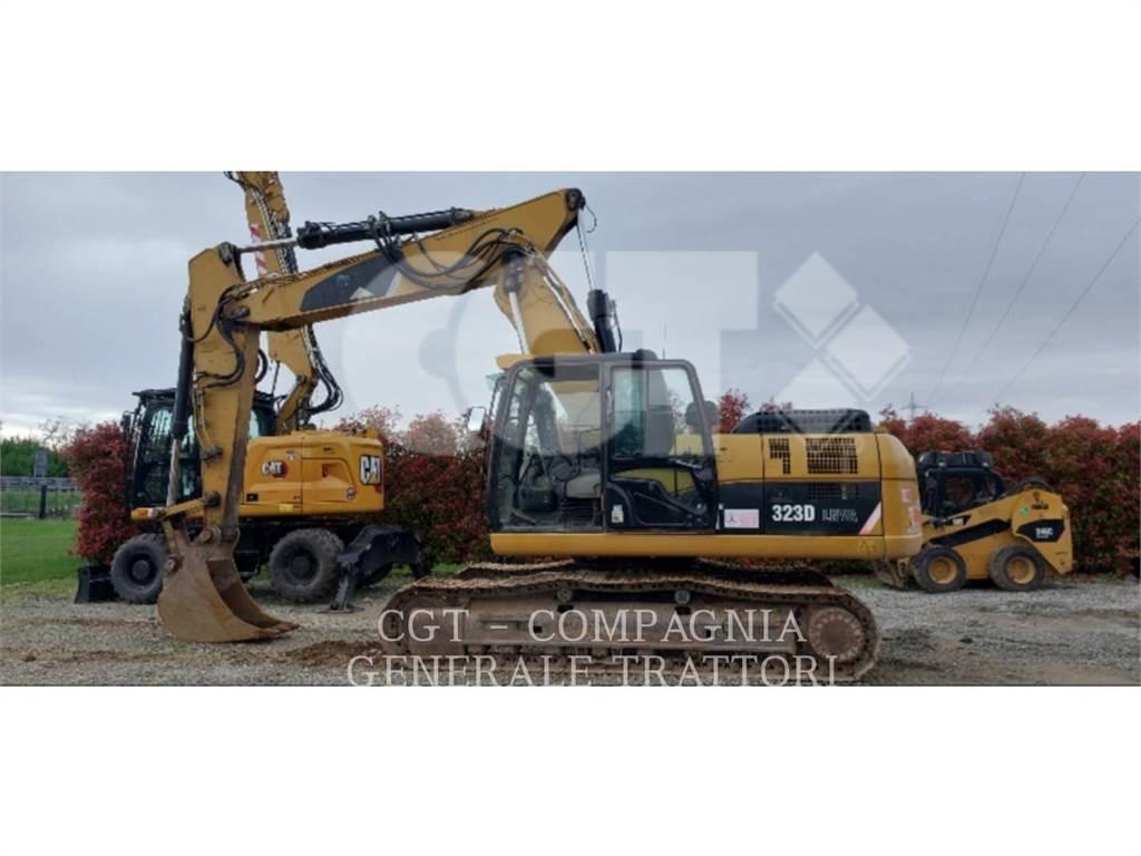 CAT 323D Excavatoare pe șenile
