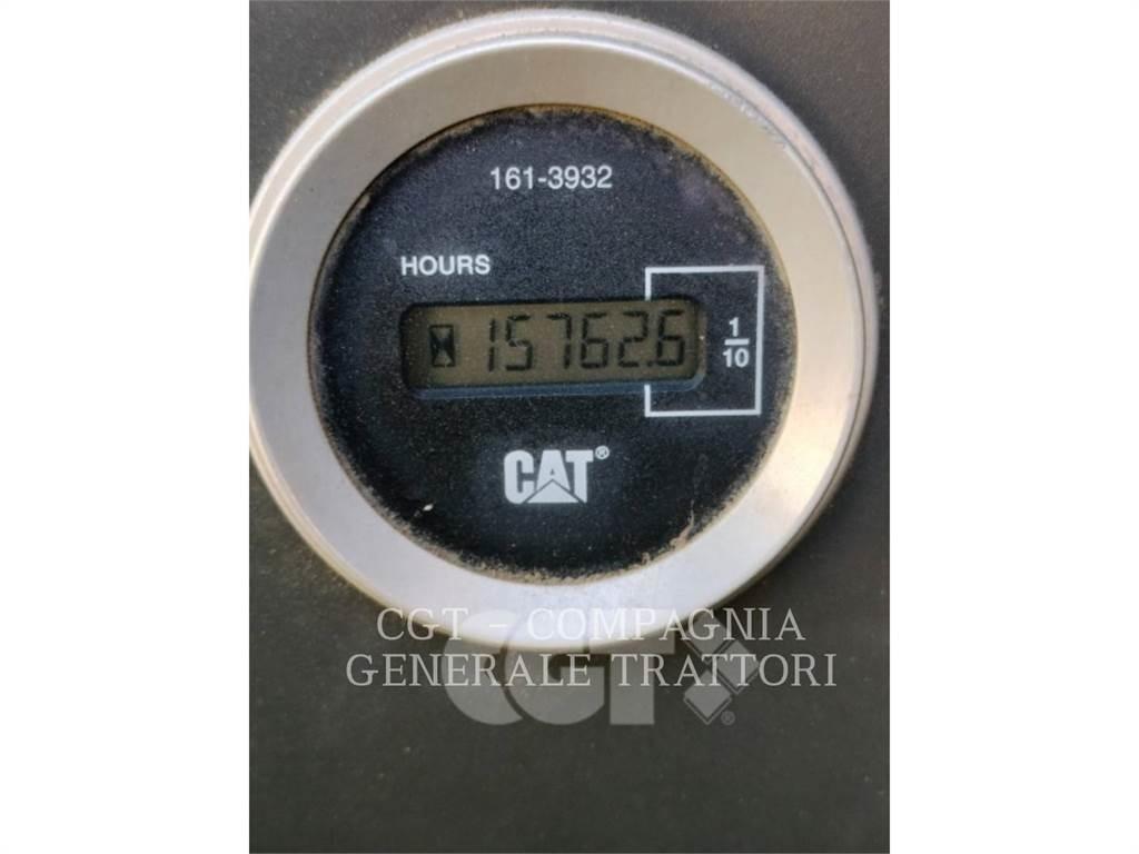 CAT 323D Excavatoare pe șenile
