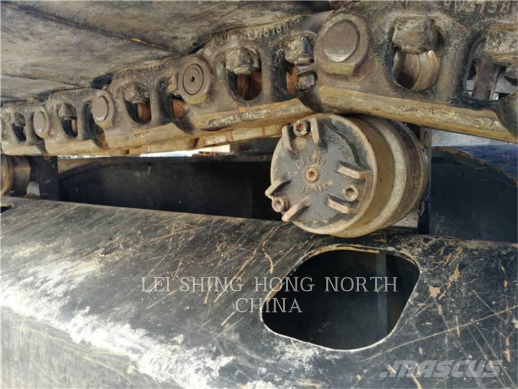 CAT 323D2L Excavatoare pe șenile
