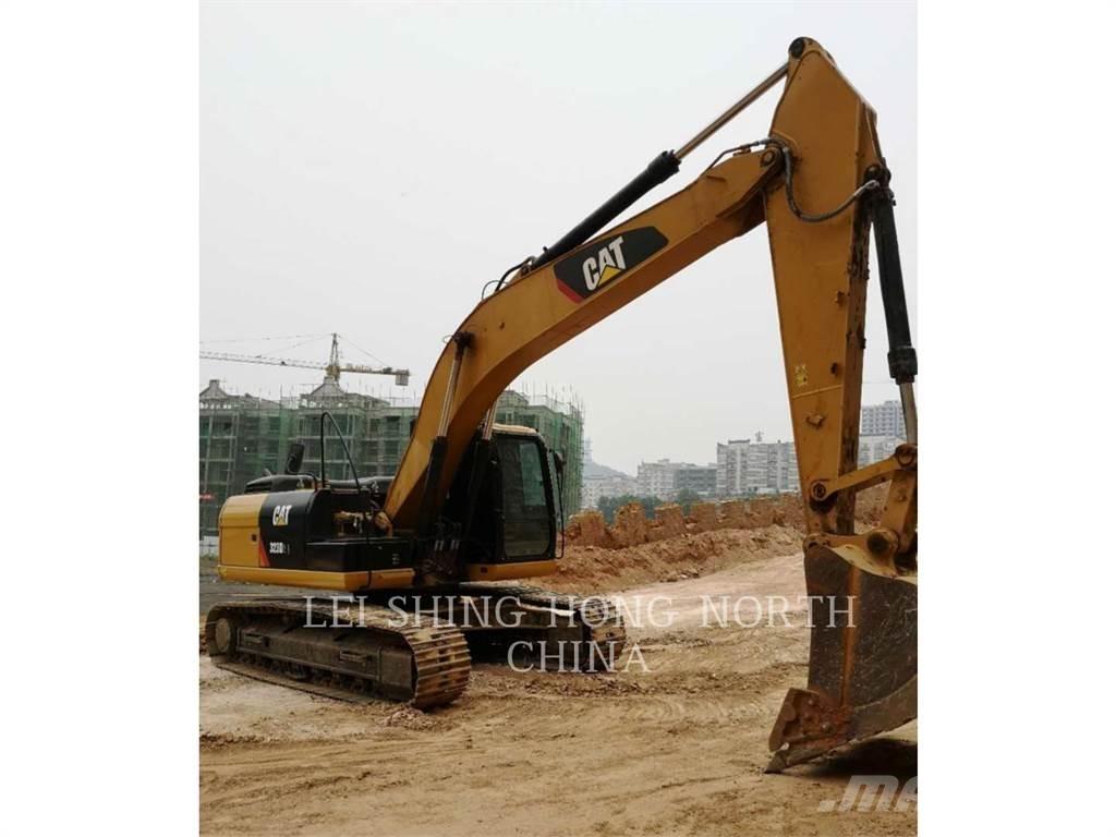 CAT 323D2L Excavatoare pe șenile
