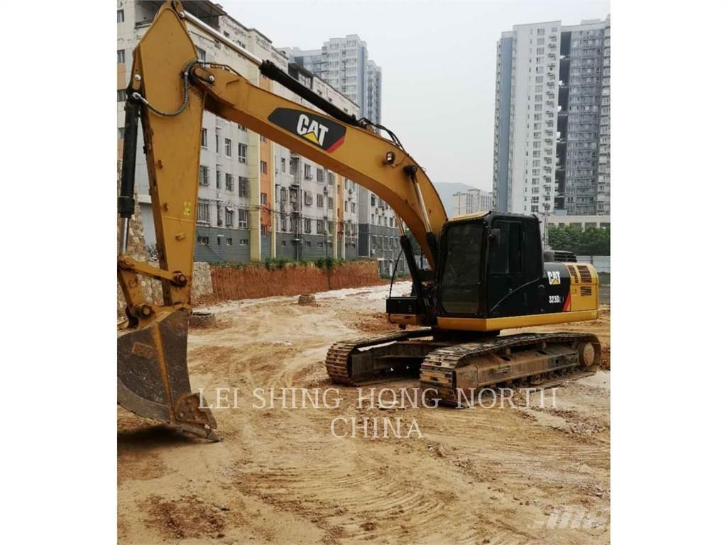 CAT 323D2L Excavatoare pe șenile

