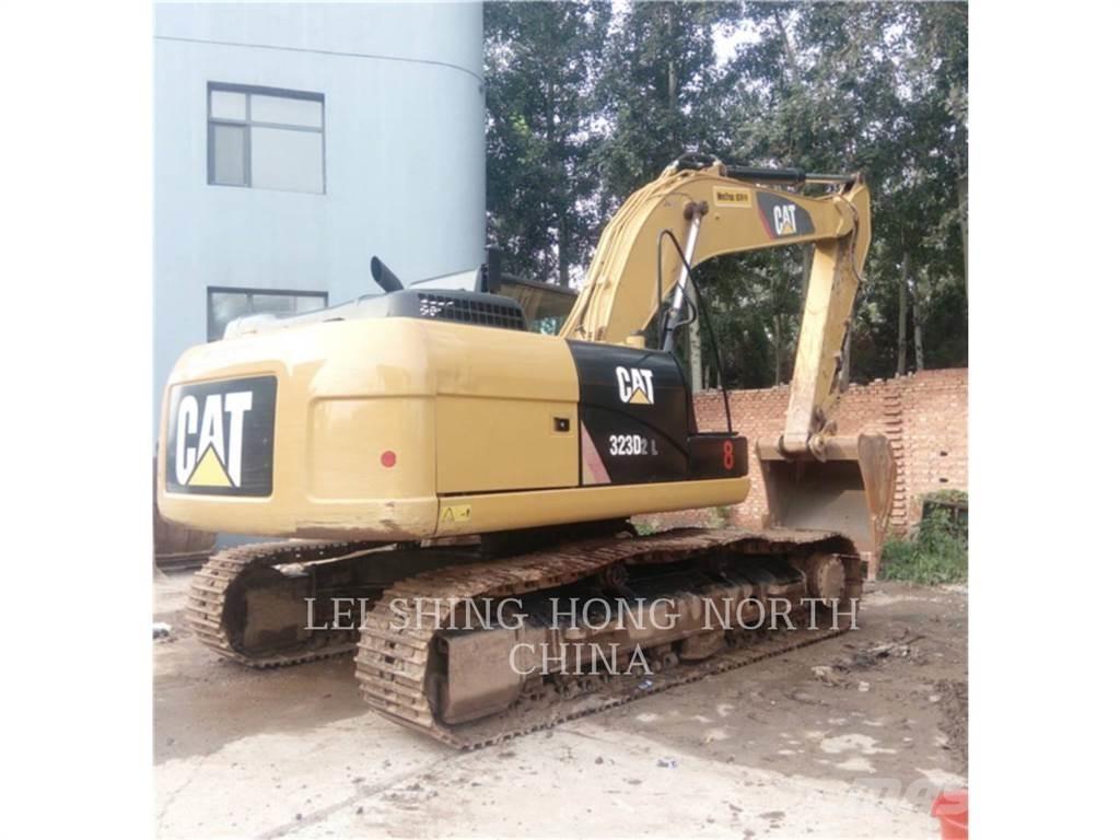 CAT 323D2L Excavatoare pe șenile

