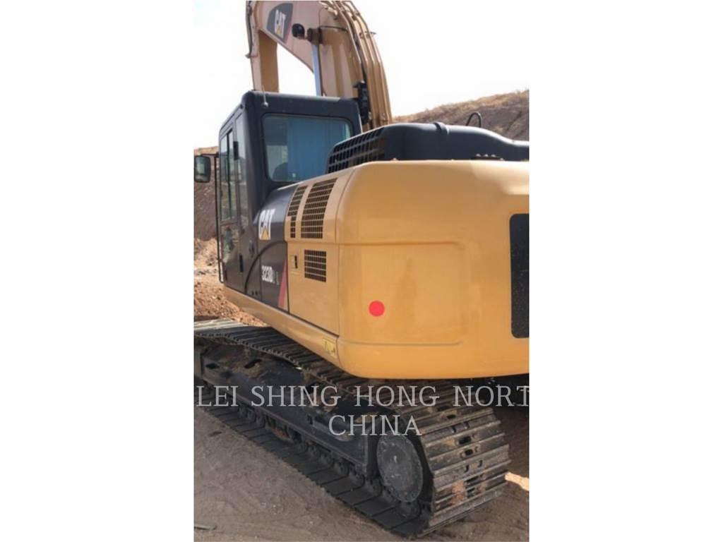 CAT 323D2L Excavatoare pe șenile
