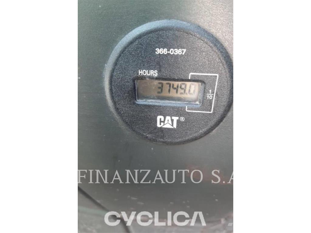 CAT 323DLN Excavatoare pe șenile
