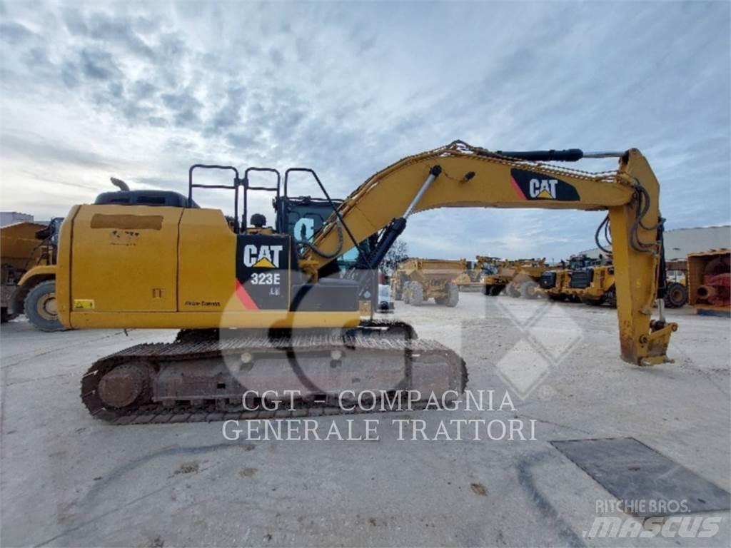 CAT 323E Excavatoare pe șenile
