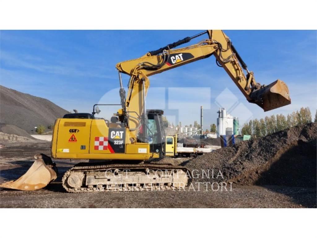 CAT 323F Excavatoare pe șenile
