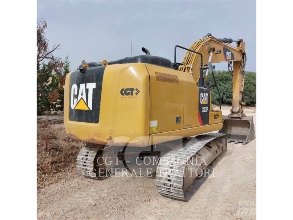 CAT 323F Excavatoare pe șenile

