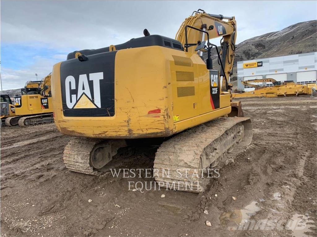 CAT 323F Excavatoare pe șenile
