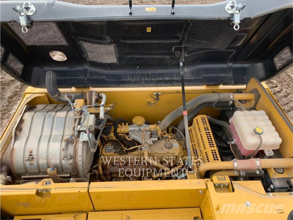 CAT 323F Excavatoare pe șenile
