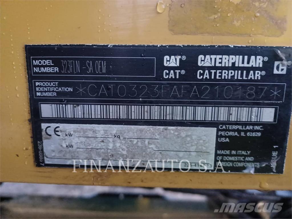 CAT 323F SA Excavatoare pe șenile
